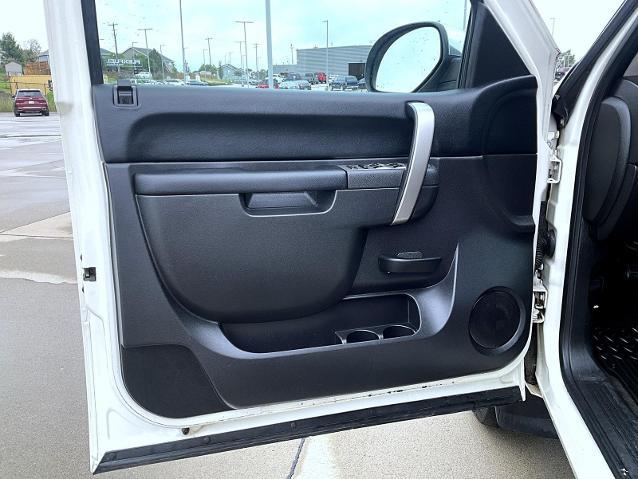 2013 Chevrolet Silverado - $10,945