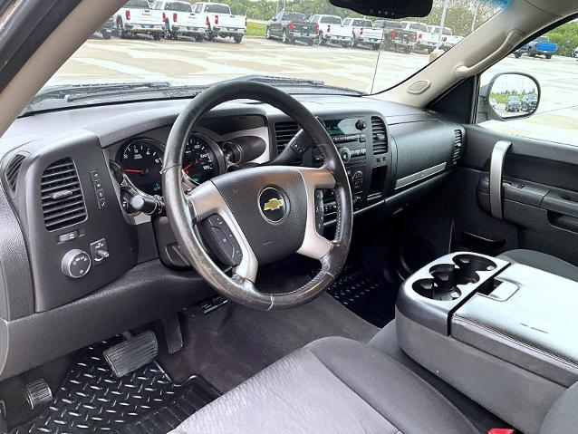 2013 Chevrolet Silverado - $10,945