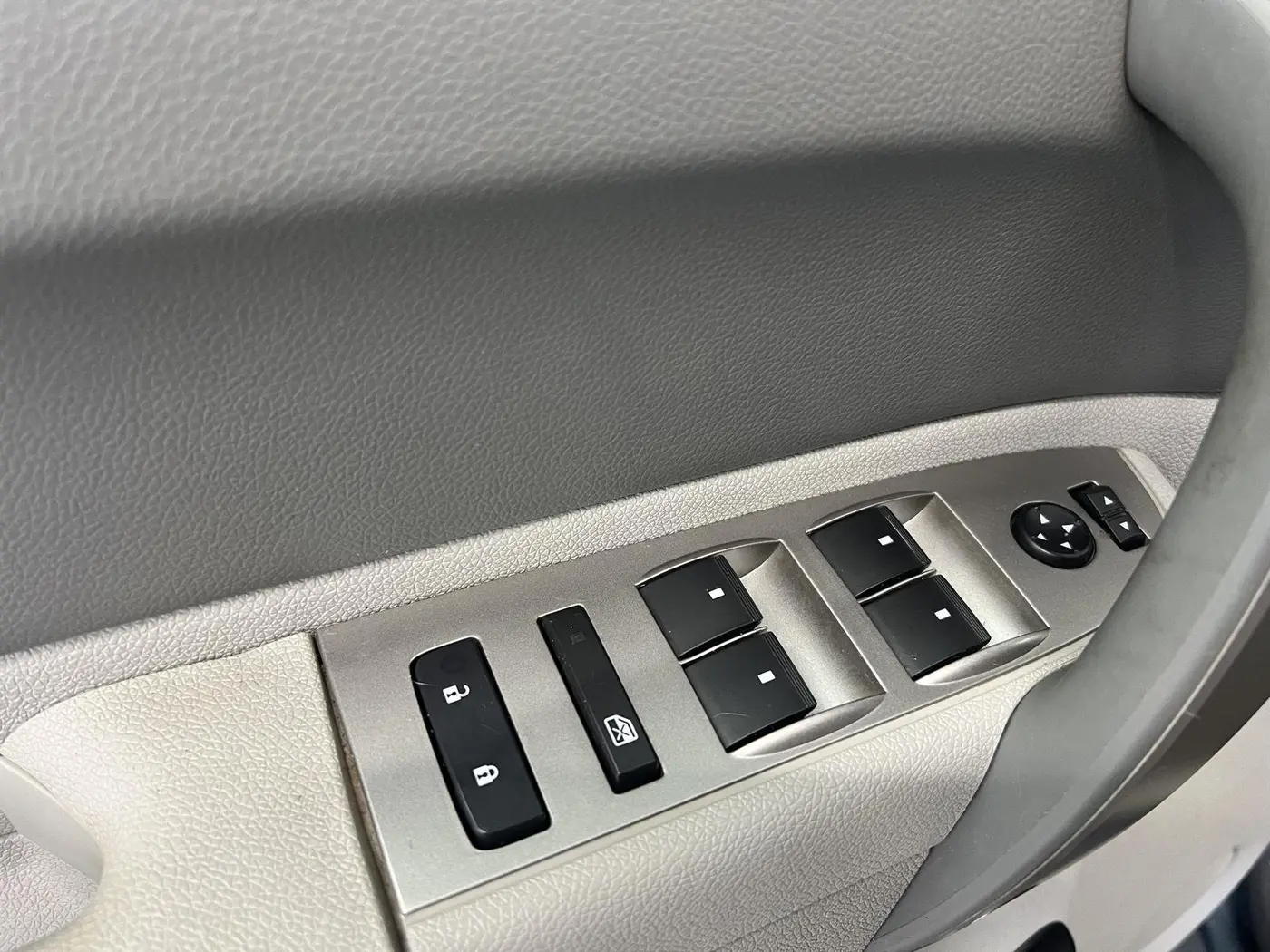 2013 Chevrolet Silverado - $13,498