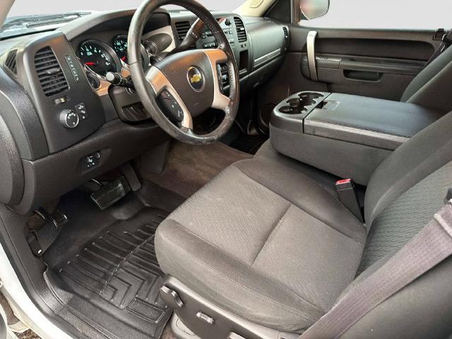 2013 Chevrolet Silverado - $8,876