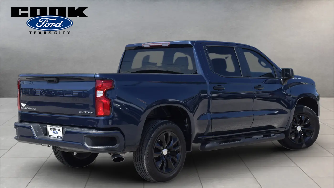 2020 Chevrolet Silverado 1500 Custom