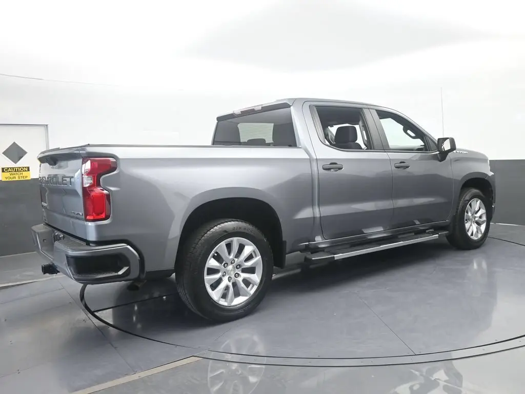 2021 Chevrolet Silverado - $19,487