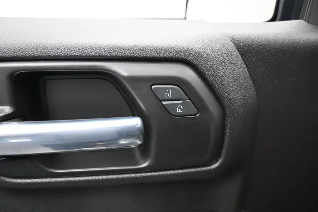 2021 Chevrolet Silverado - $19,487