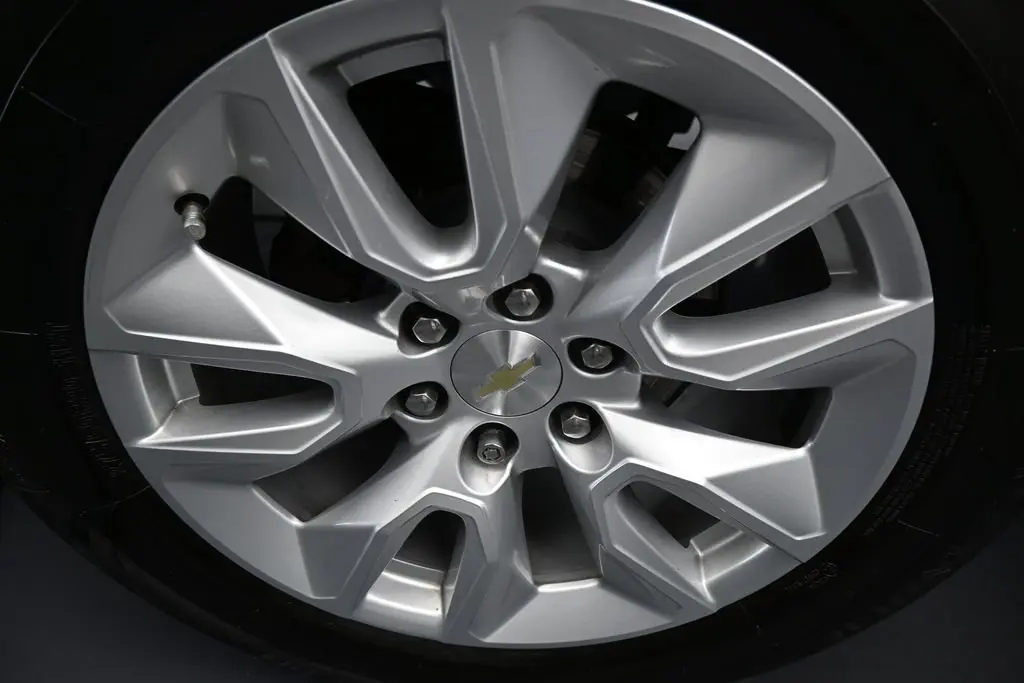 2021 Chevrolet Silverado - $19,487