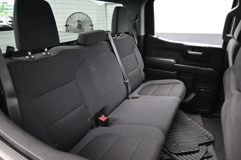 2021 Chevrolet Silverado - $19,487