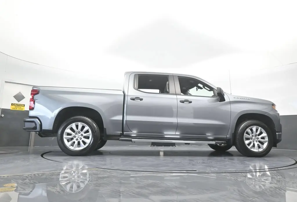 2021 Chevrolet Silverado - $19,487