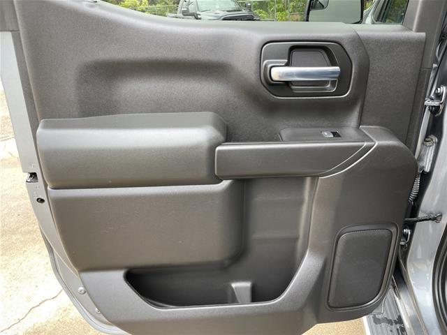 2020 Chevrolet Silverado - $24,995