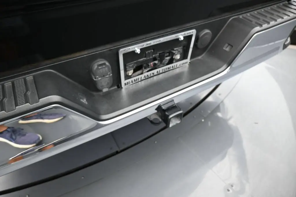 2020 Chevrolet Silverado - $19,981