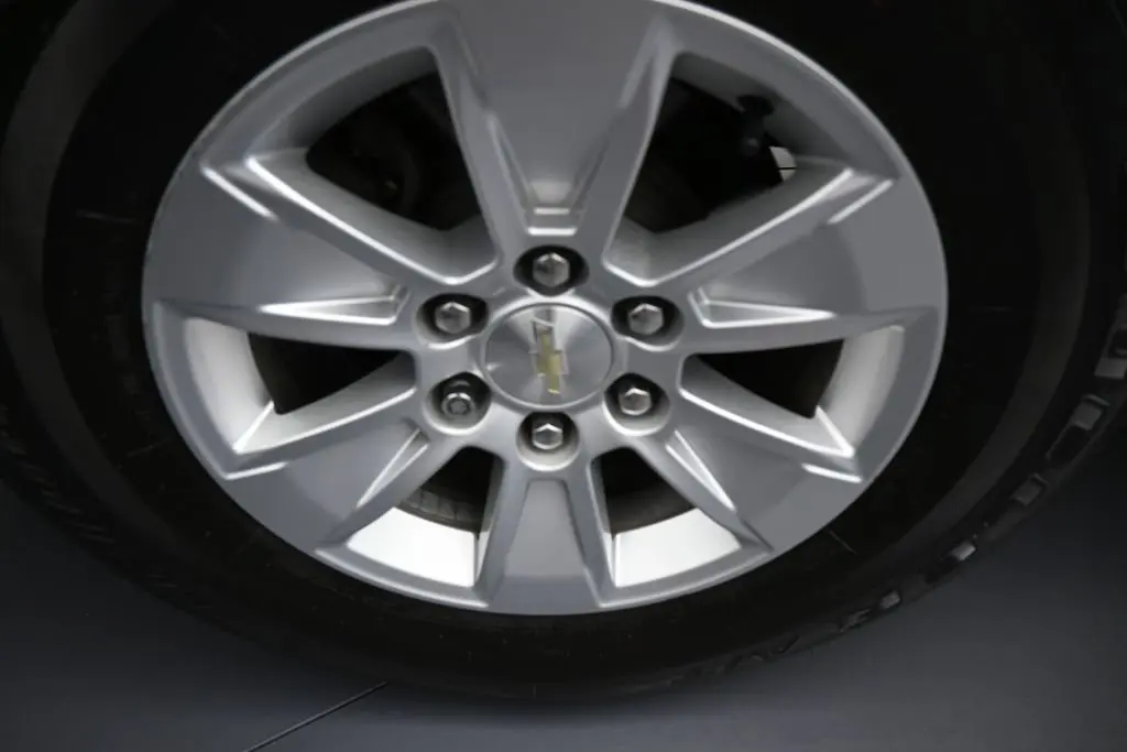 2020 Chevrolet Silverado - $19,981
