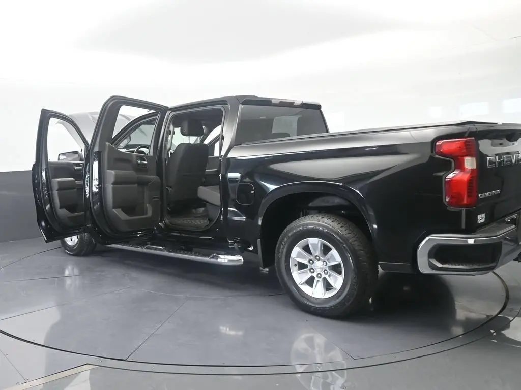 2020 Chevrolet Silverado - $19,981
