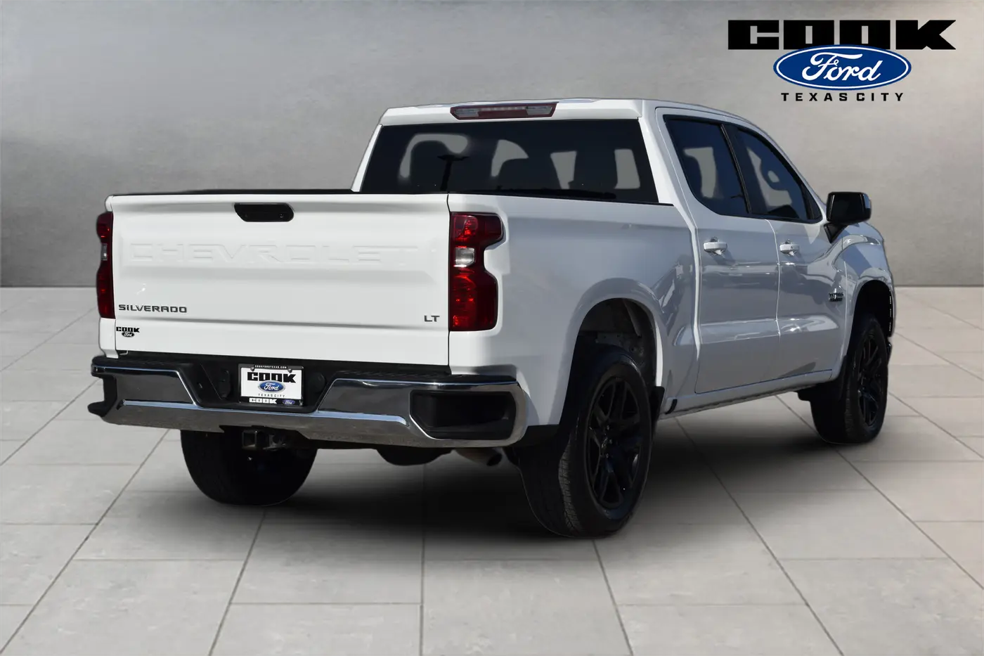 2021 Chevrolet Silverado - $28,225