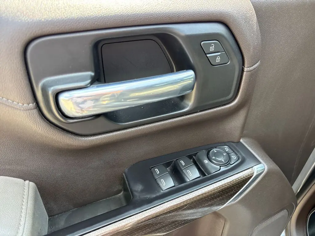 2021 Chevrolet Silverado - $22,001