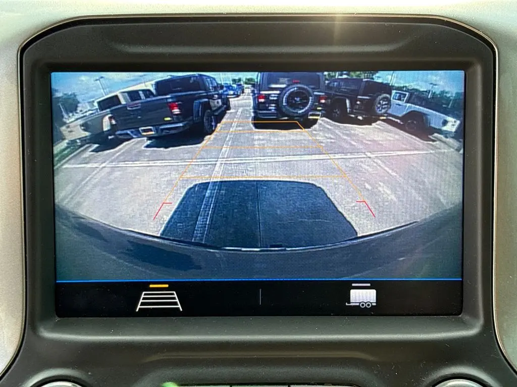 2021 Chevrolet Silverado - $22,001