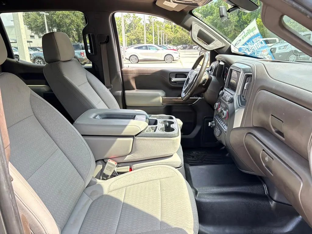 2021 Chevrolet Silverado - $22,001