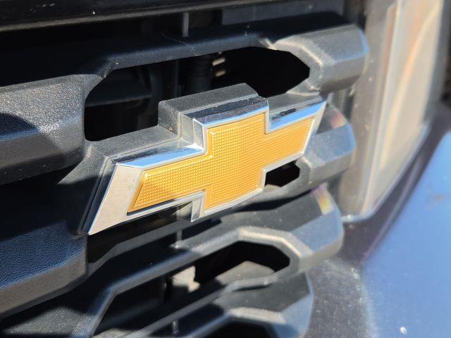 2020 Chevrolet Silverado - $21,992