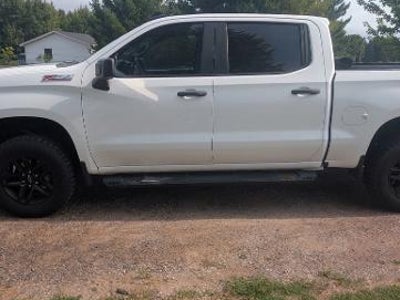 2019 Chevrolet Silverado 1500 4X4 Custom Trail Boss 4DR Crew Cab 5.8 FT. SB