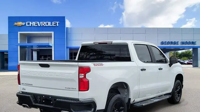2021 Chevrolet Silverado 1500 Custom Trail Boss