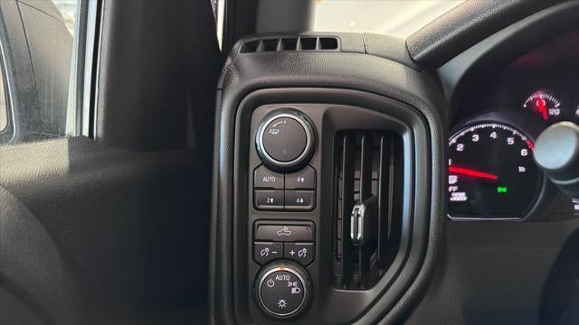 2022 Chevrolet Silverado 1500 Limited Custom Trail Boss