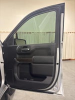 2020 Silverado 1500 Thumbnail 29