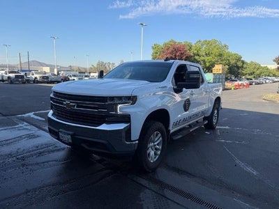 2021 Chevrolet Silverado 1500 4X4 LT 4DR Crew Cab 5.8 FT. SB W/2FL