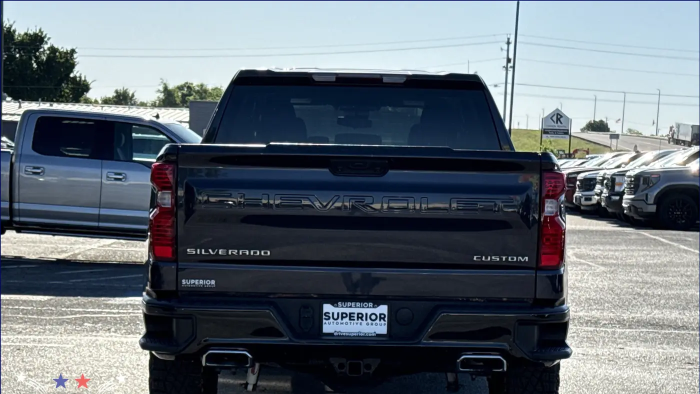 2023 Chevrolet Silverado 1500 Custom Trail Boss