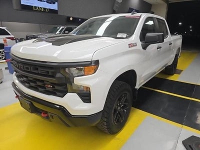 2023 Chevrolet Silverado 1500 4X4 Custom Trail Boss 4DR Crew Cab 5.8 FT. SB