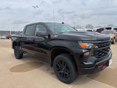 2024 Chevrolet Silverado 1500 4X4 Custom Trail Boss 4DR Crew Cab 5.8 FT. SB