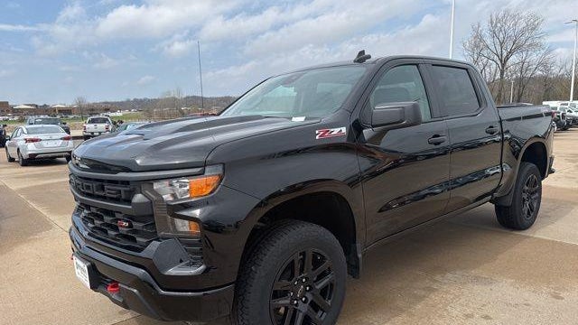 2024 Chevrolet Silverado 1500 Custom Trail Boss