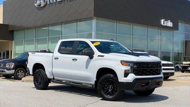 Preowned 2024 Chevrolet Silverado 1500 Custom Trail Boss for Sale
