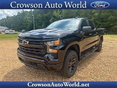 2024 Chevrolet Silverado 1500 4X4 Custom Trail Boss 4DR Crew Cab 6.6 FT. SB