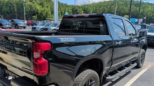 2022 Chevrolet Silverado 1500 Custom Trail Boss