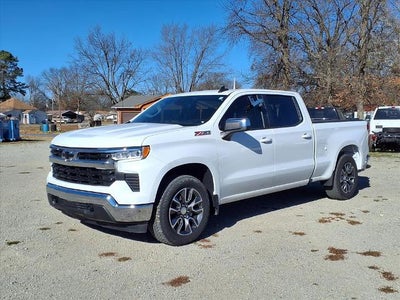 2022 Chevrolet Silverado 1500 4X4 LT 4DR Crew Cab 5.8 FT. SB W/1LT