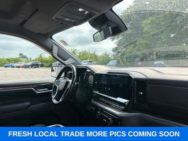 2022 Chevrolet Silverado - $27,849