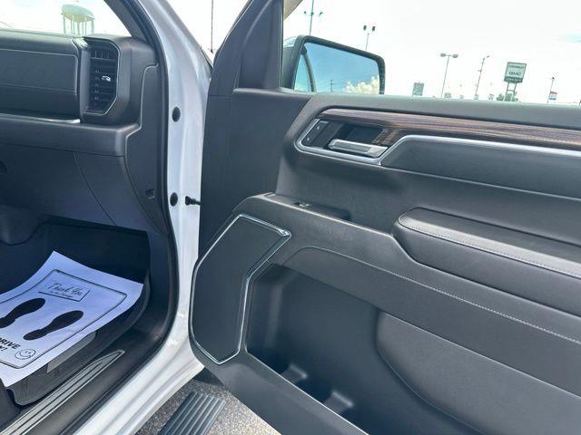 2022 Chevrolet Silverado - $27,849