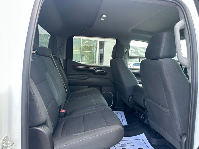 2022 Chevrolet Silverado - $27,849
