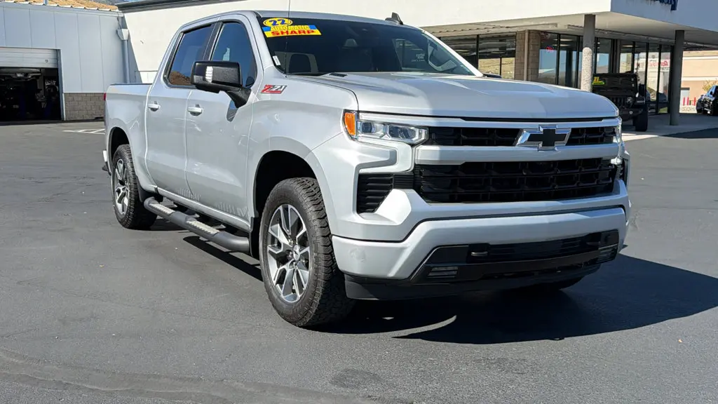 2022 Chevrolet Silverado - $38,483