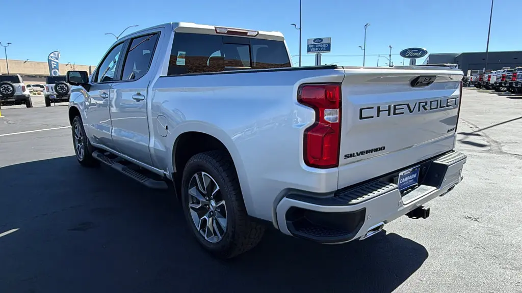 2022 Chevrolet Silverado - $38,483
