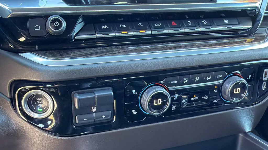 2022 Chevrolet Silverado - $38,483