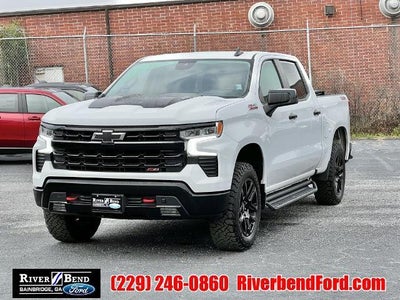 2023 Chevrolet Silverado 1500 4X4 LT Trail Boss 4DR Crew Cab 5.8 FT. SB