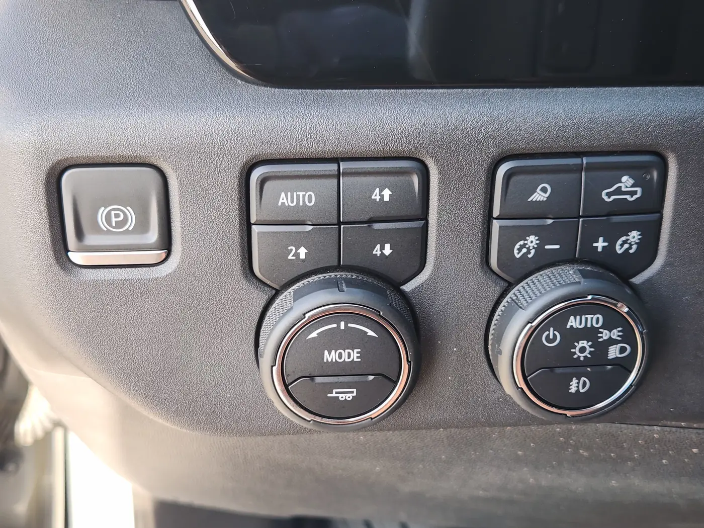 2023 Chevrolet Silverado - $42,530