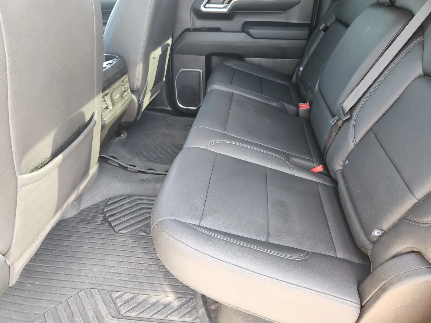 2023 Chevrolet Silverado - $42,530