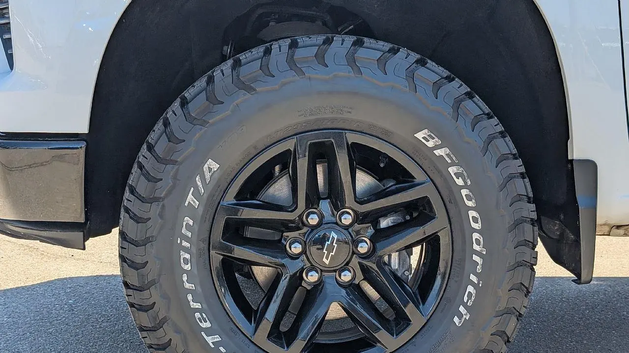 2023 Chevrolet Silverado 1500 LT Trail Boss