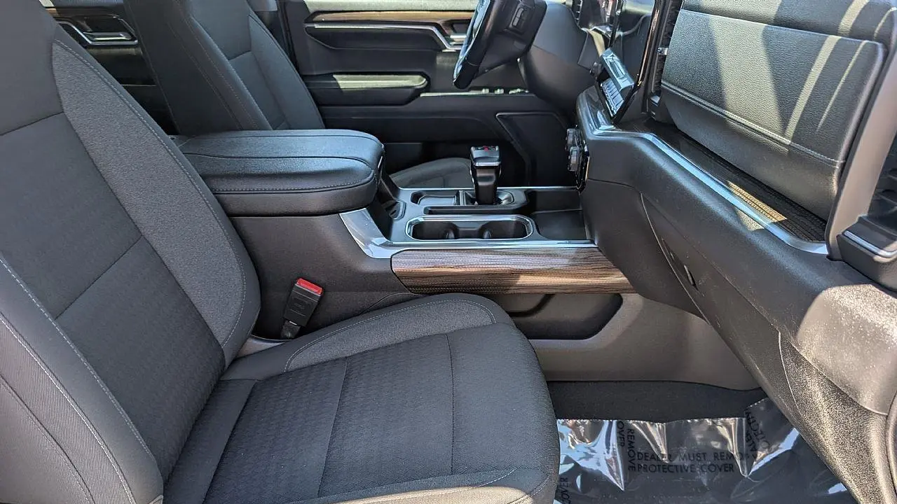 2023 Chevrolet Silverado 1500 LT Trail Boss