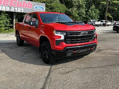 2024 Chevrolet Silverado 1500 4X4 LT Trail Boss 4DR Crew Cab 6.6 FT. SB