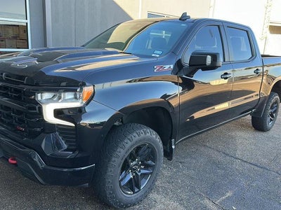 2022 Chevrolet Silverado 1500 4X4 LT Trail Boss 4DR Crew Cab 5.8 FT. SB