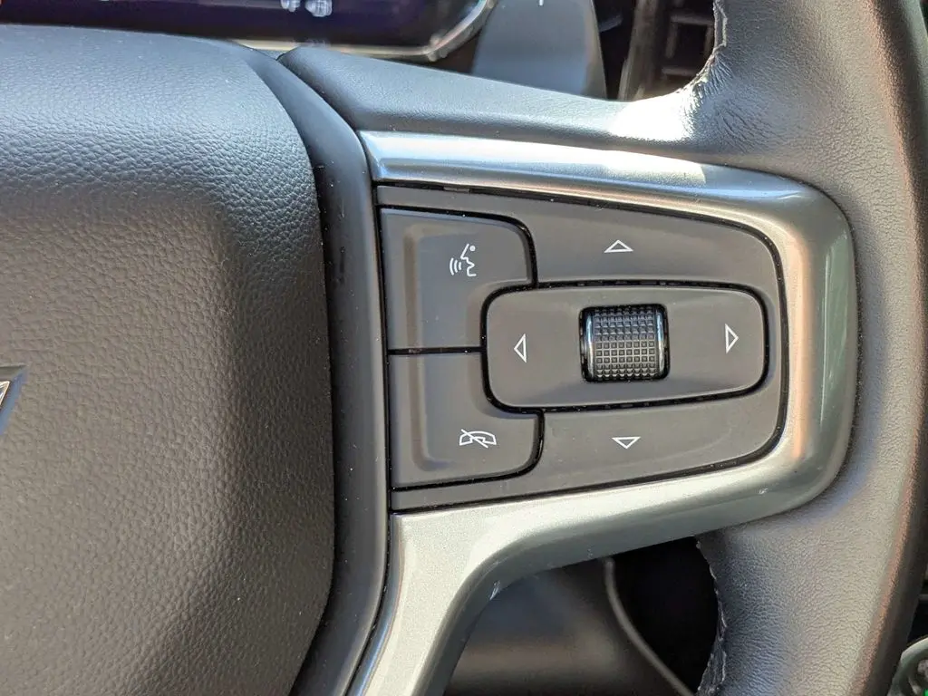 2023 Chevrolet Silverado - $46,900