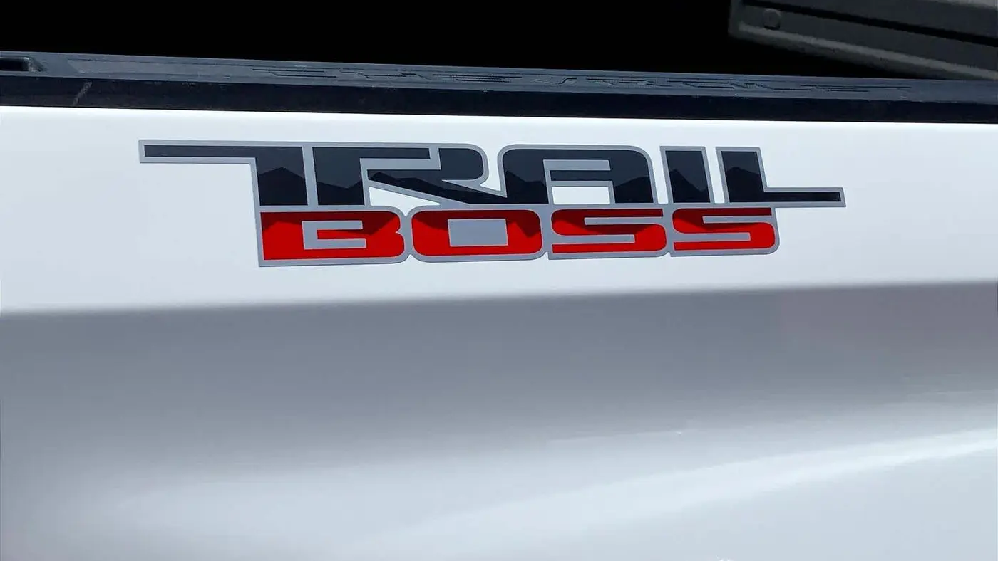 2024 Chevrolet Silverado 1500 LT Trail Boss