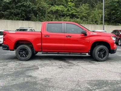 2024 Chevrolet Silverado 1500 4X4 LT Trail Boss 4DR Crew Cab 6.6 FT. SB