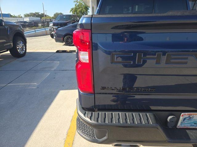 2022 Chevrolet Silverado - $39,995