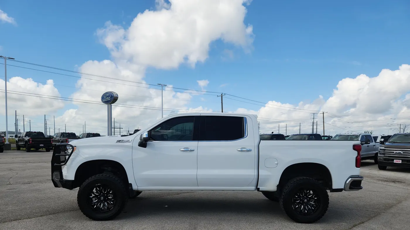 2023 Chevrolet Silverado 1500 LTZ